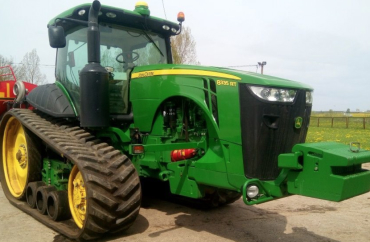JOHN-DEERE